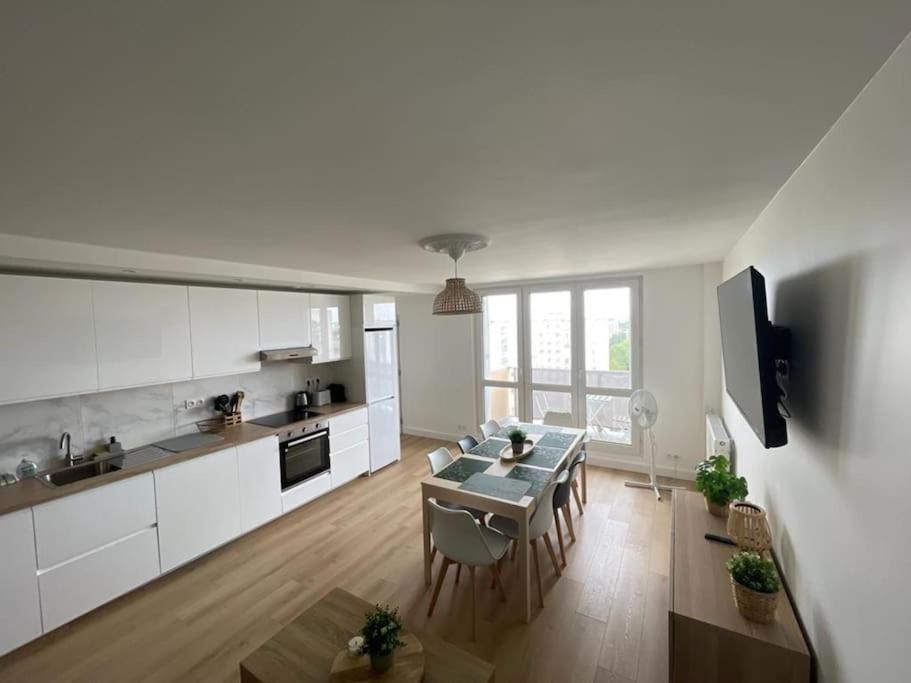 9 Mi From Stade De France - Charming 5-Room Saint-Denis-en-Margeride Exterior foto